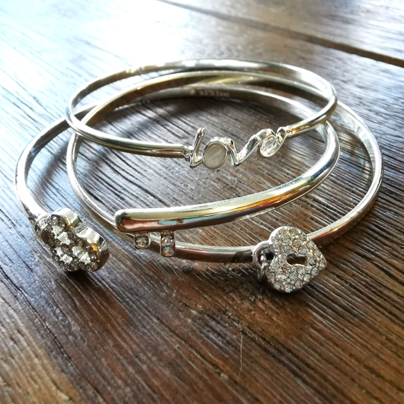 Anne Klein Jewelry - Anne Klein - set of 3 silver bangles. Love collection